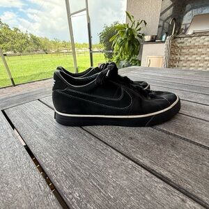 Women’s Nike Classic Black Sneakers Size 8.5